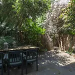 Bright & Modern Islington 2Bd Apt For 6